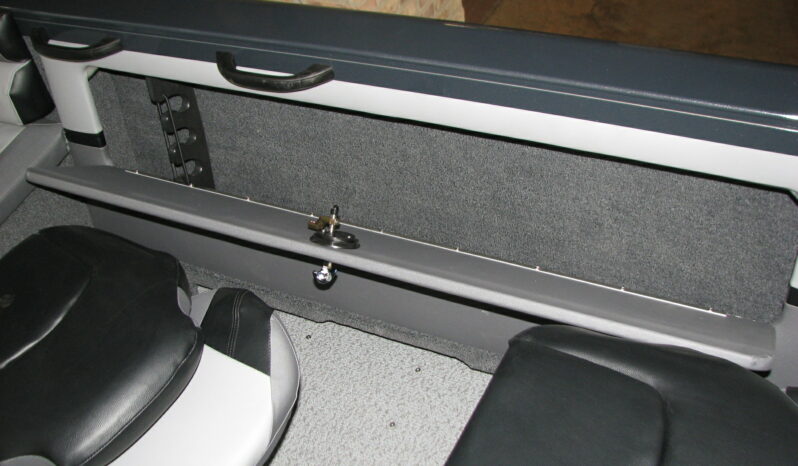WINTER SALE-2023-1950 Sportfish with 200 Mercury full