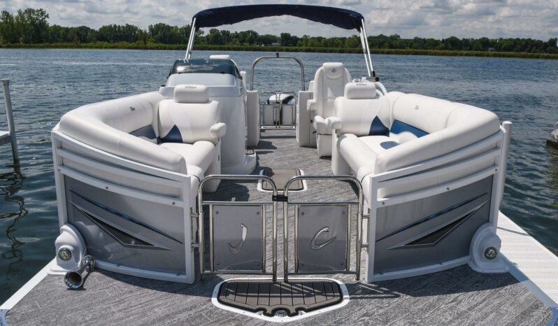 23′ JC Neptoon Sport TT w/200 Mercury full