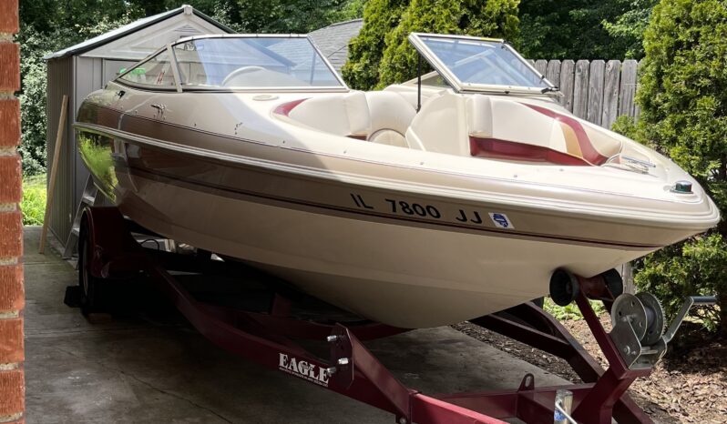 1999 Larson 20′ 206LXI with 5.0L Volvo full