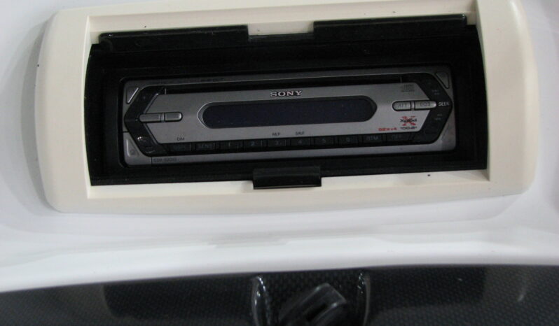 2006 Sierra 17′ Bowrider with 115 Mercury 4 stroke outboard full