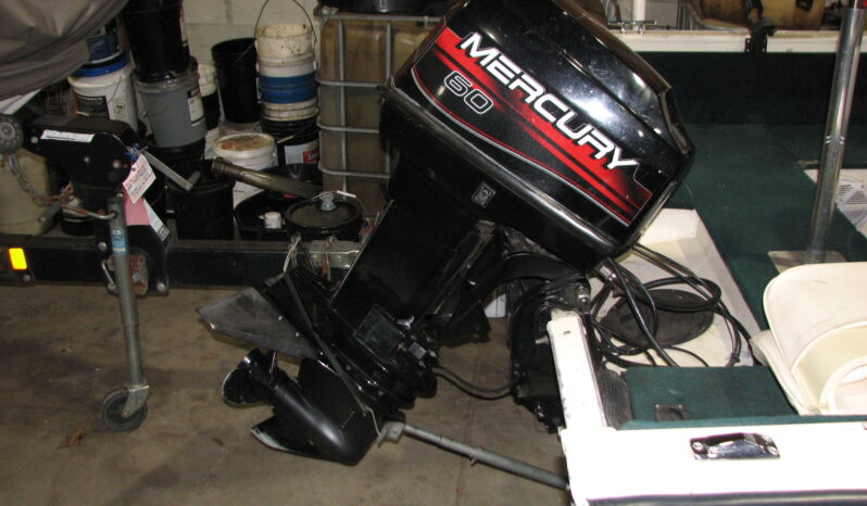 JUST IN-1997 17′ Crestliner  w/60 Mercury full