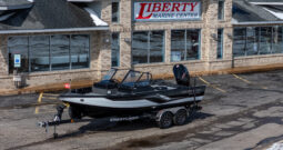 2025 Crestliner 2050 Fish Hawk W/ 250 Pro XS