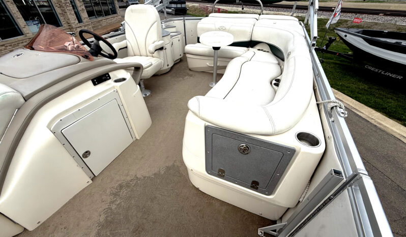2006 Harris 23′ Royal Heritage full