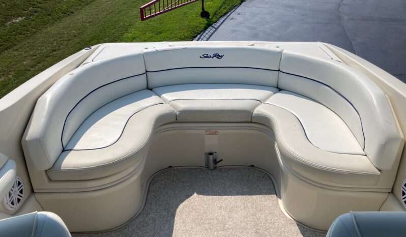 2000 SeaRay 260 Bow Rider W/ 310HP Mercruiser full