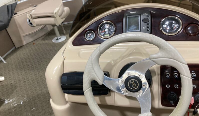 2014 SOUTH BAY W/15HP MERCURY full