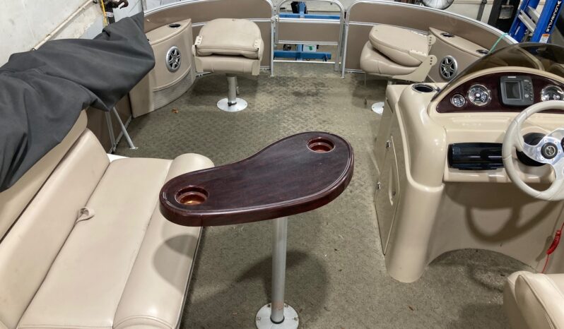 2014 SOUTH BAY W/15HP MERCURY full