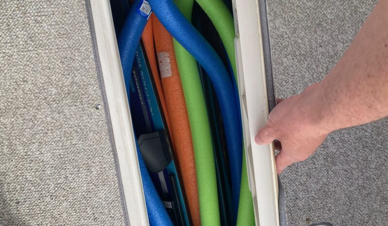 2006 GLASTRON SX195 with 5.0L Volvo full