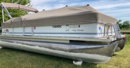 2007 Sunset Bay 23′ pontoon w/ 2015 Suzuki 90HP