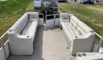 2007 Sunset Bay 23′ pontoon w/ 2015 Suzuki 90HP full