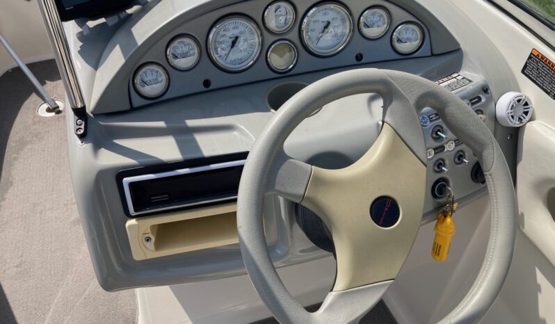 2007 Bayliner 19′ Bowrider with 5.0L Mercruiser full